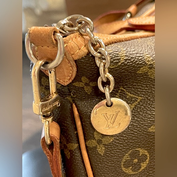 LOUIS VUITTON Monogram Canvas Palermo PM Bag - Picture 11 of 14